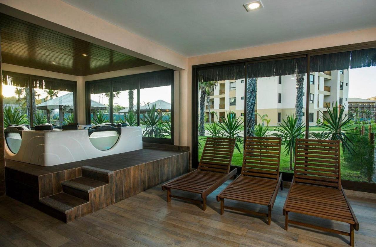 Paraiso Frente Mar!! 04 Pessoas-Pe Na Areia Vg Sun Cumbuco-Hidro, Sauna, Academia, Piscina,Cozinha Completa, Wifi, Parquinho Infantil Buitenkant foto