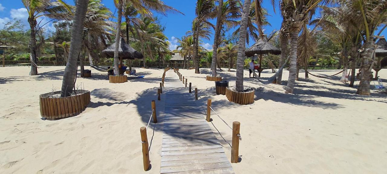 Paraiso Frente Mar!! 04 Pessoas-Pe Na Areia Vg Sun Cumbuco-Hidro, Sauna, Academia, Piscina,Cozinha Completa, Wifi, Parquinho Infantil Buitenkant foto